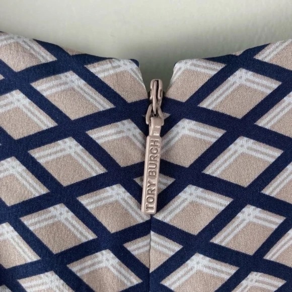 Tory Burch Navy and Cream Silk Shift Dress Size 6 - Picture 6 of 7